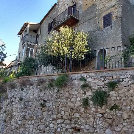 Casa Nel Borgo * Calvi dellʼ Umbria